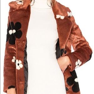 Eaves Flower Coat